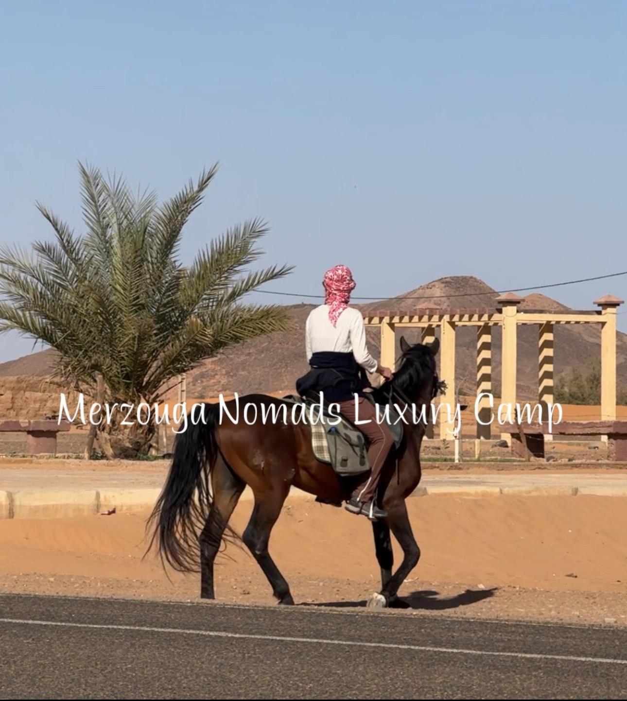 Merzouga Nomads Luxury Camp Exteriör bild