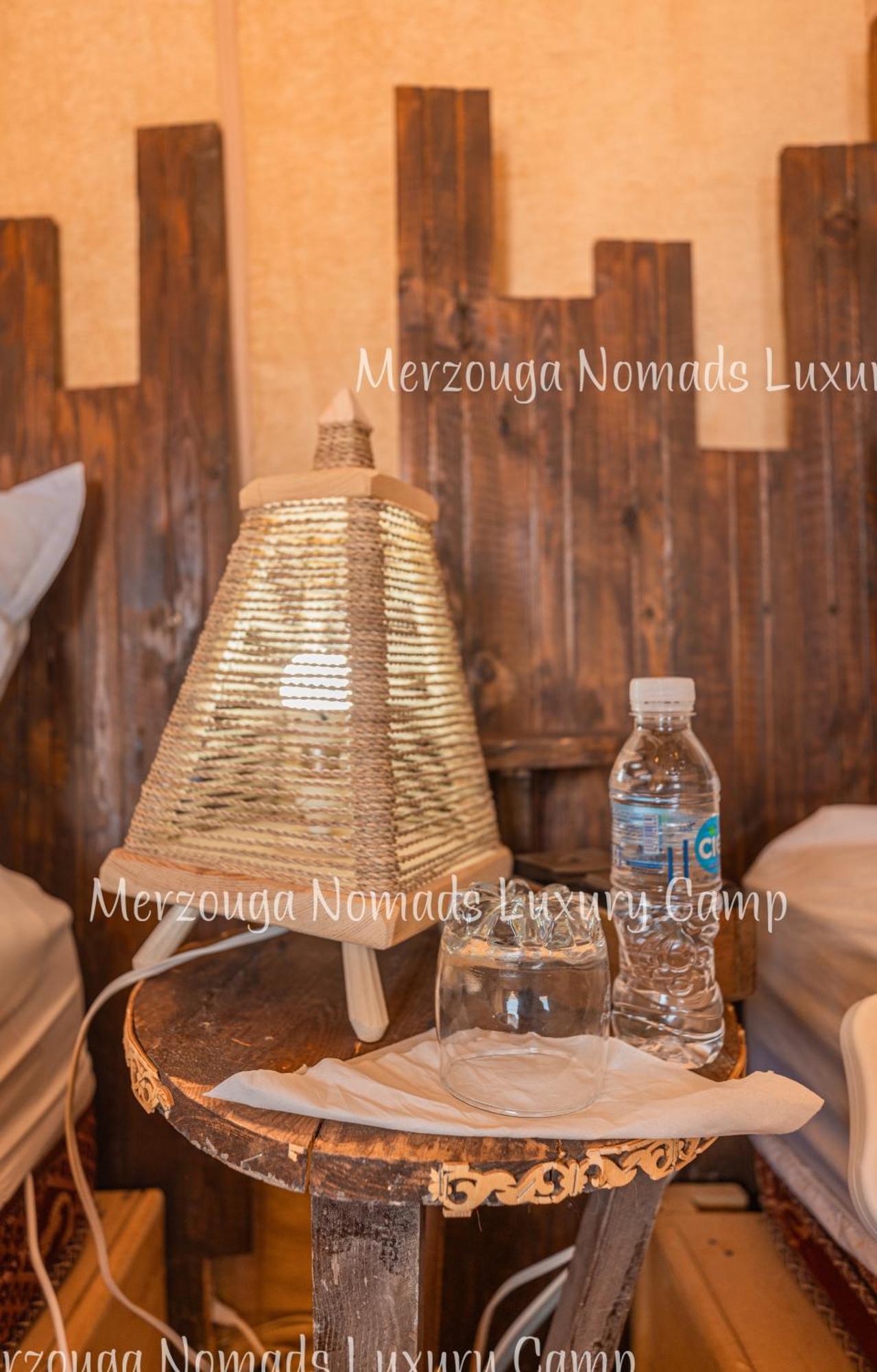 Merzouga Nomads Luxury Camp Exteriör bild