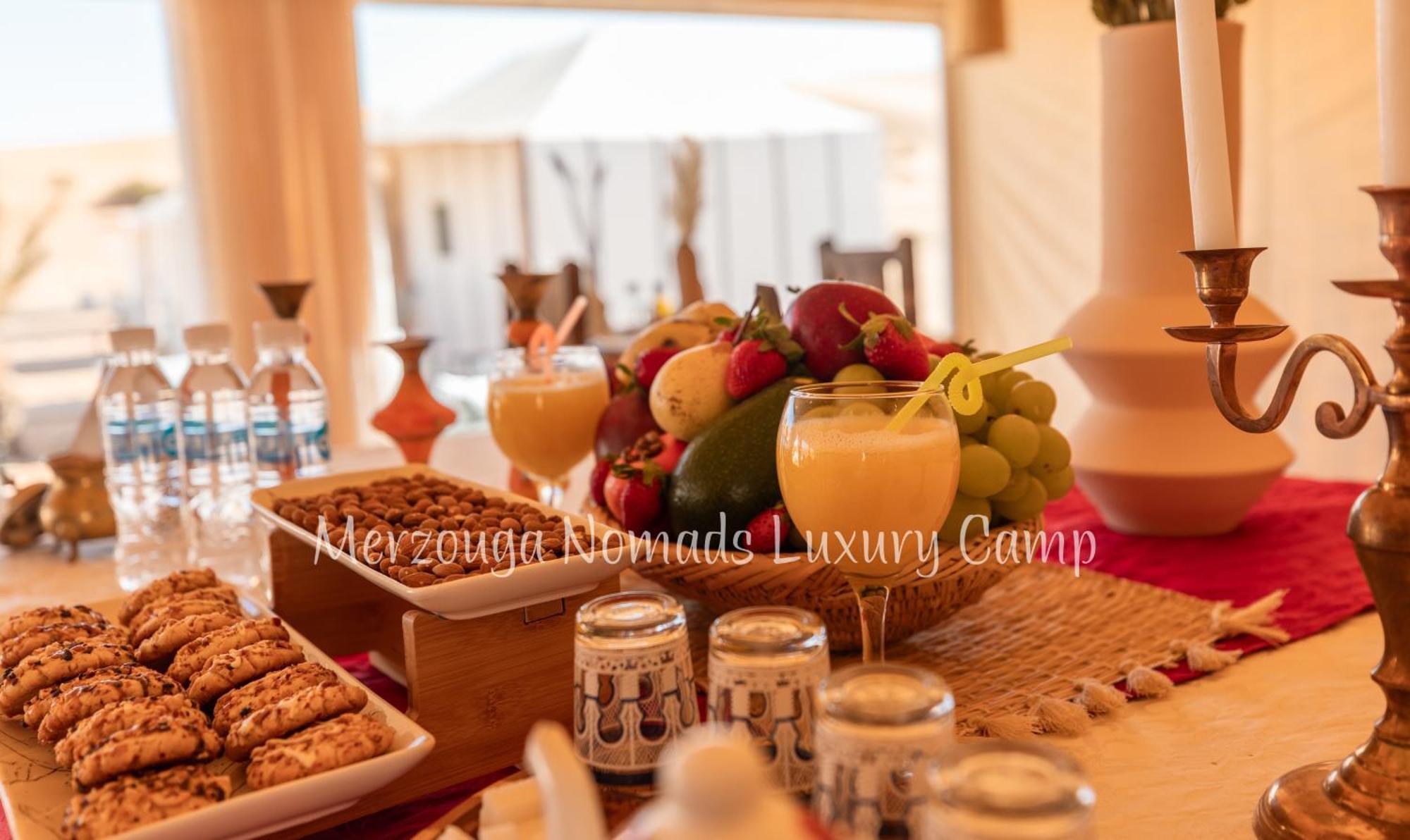 Merzouga Nomads Luxury Camp Exteriör bild