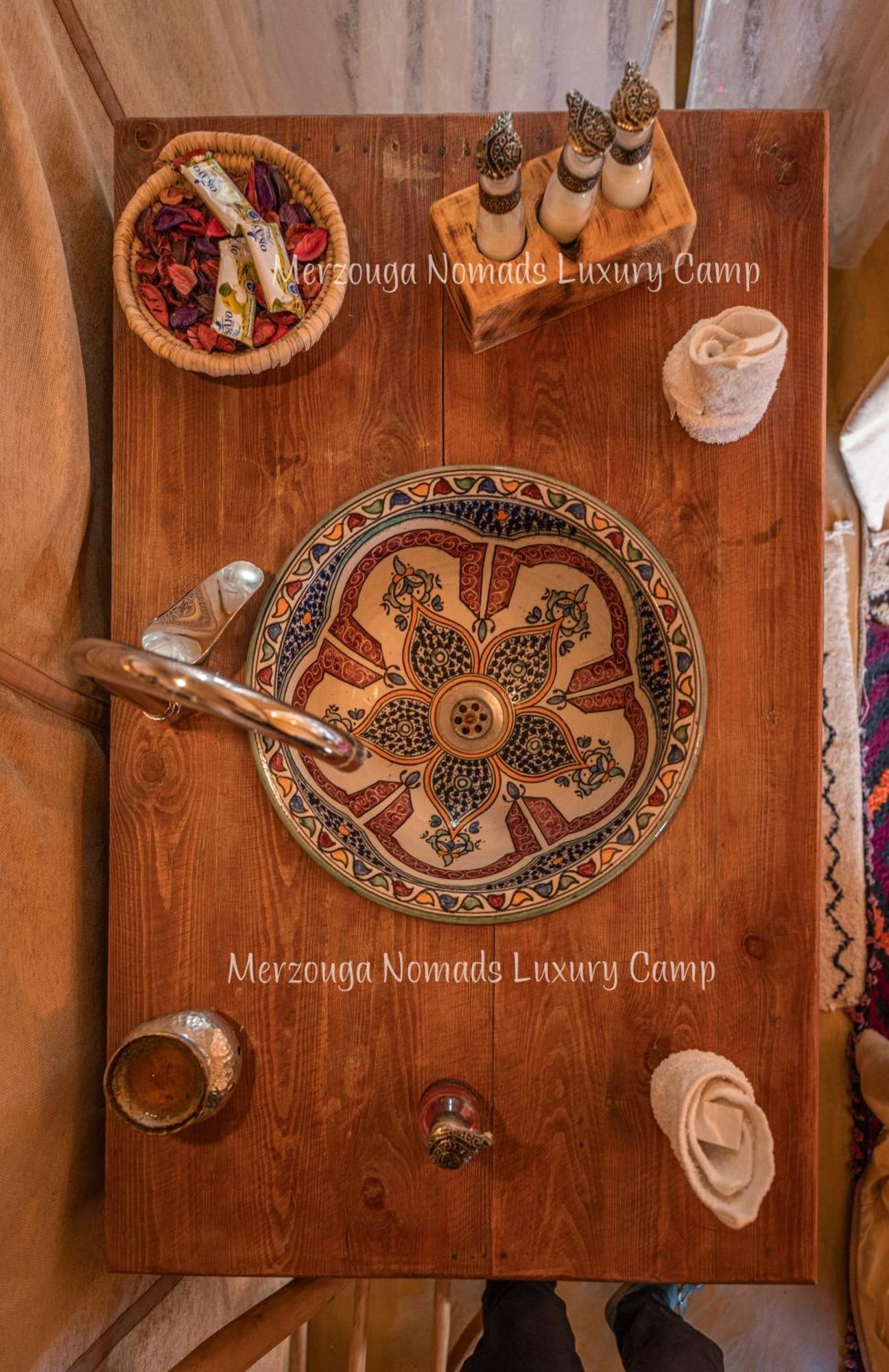 Merzouga Nomads Luxury Camp Exteriör bild