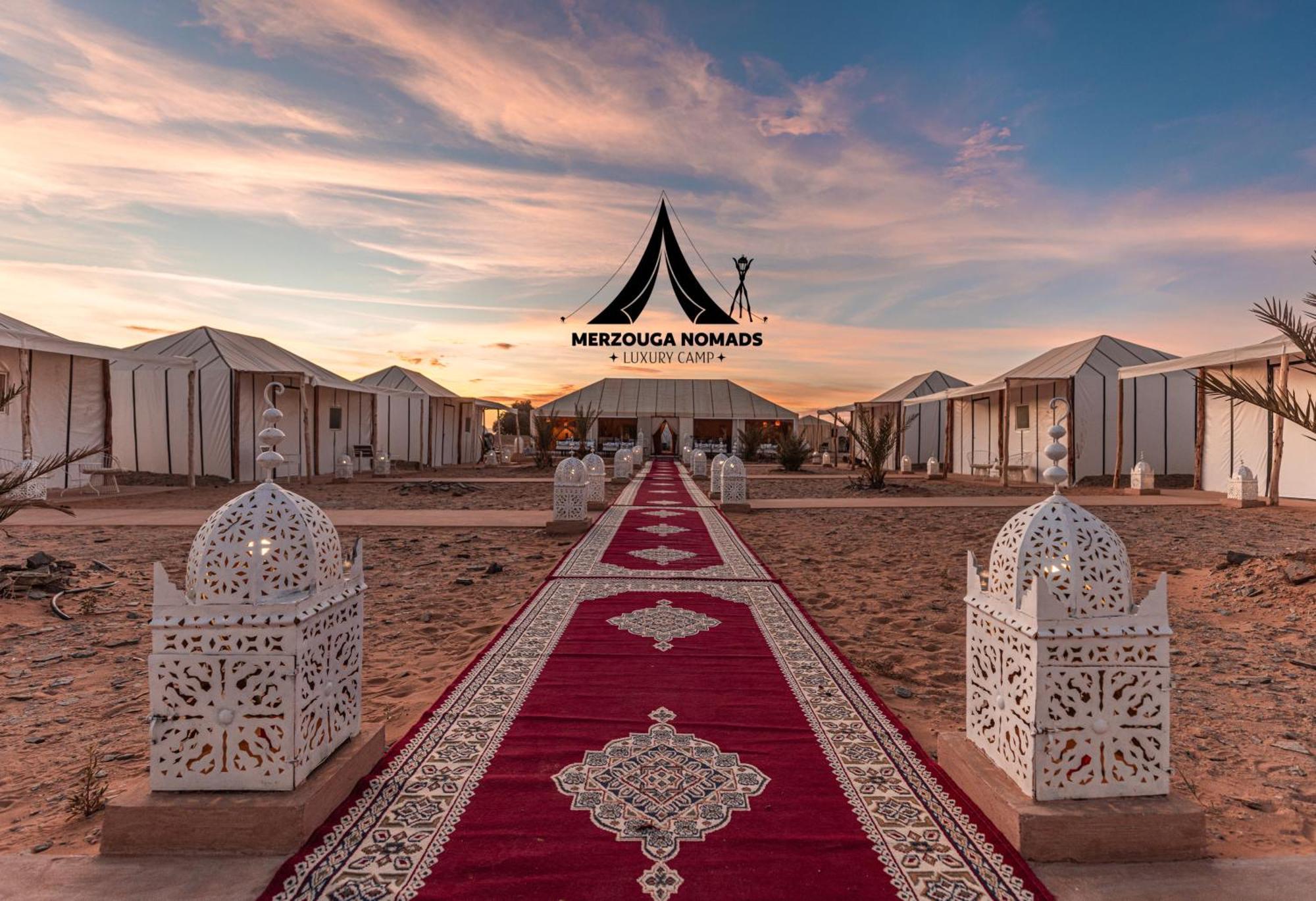 Merzouga Nomads Luxury Camp Exteriör bild