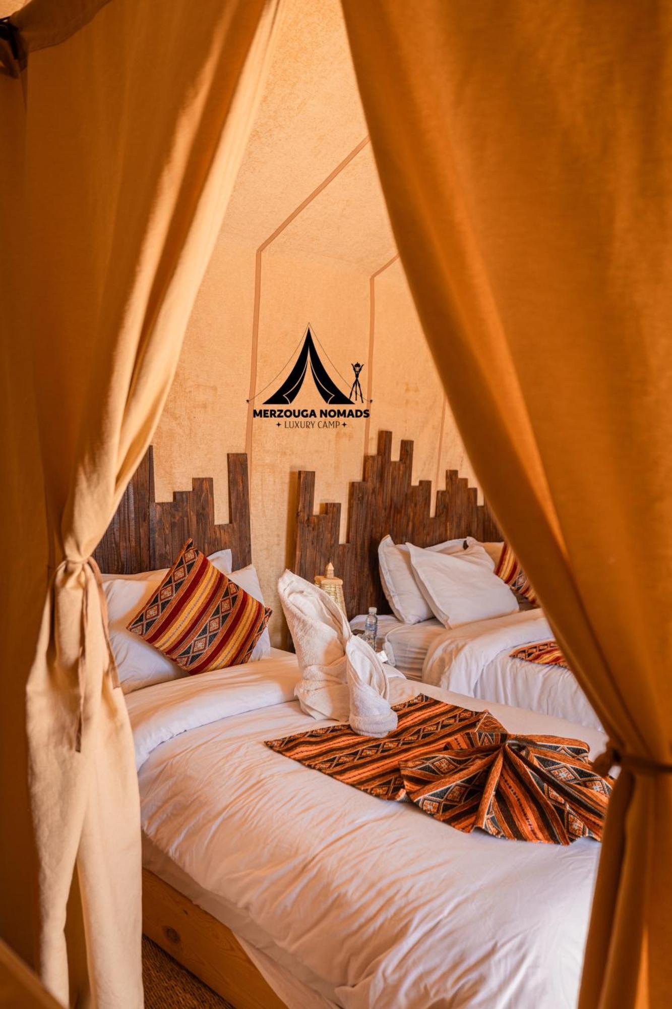 Merzouga Nomads Luxury Camp Exteriör bild