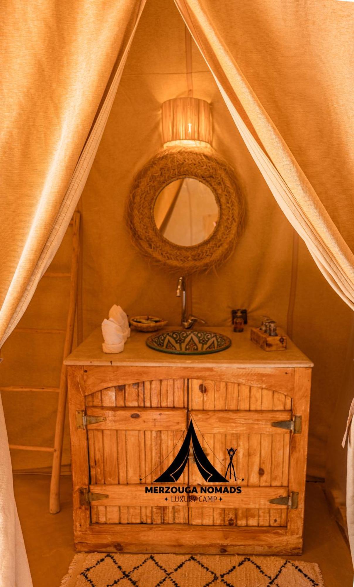 Merzouga Nomads Luxury Camp Exteriör bild