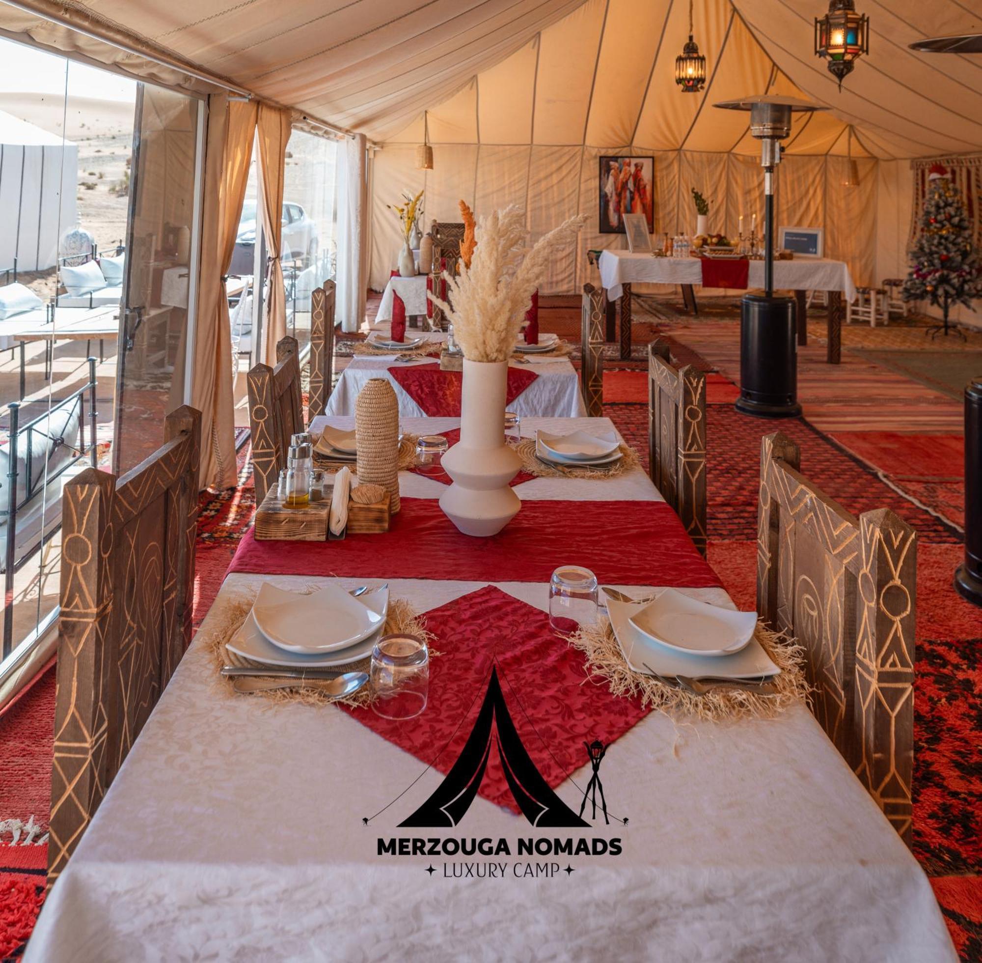 Merzouga Nomads Luxury Camp Exteriör bild
